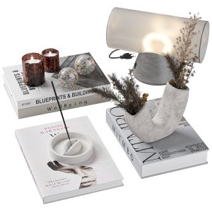 Decorative Set With Table Lamp
